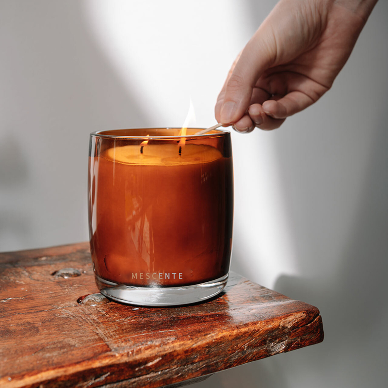 لیبل خصوصی لوکس شمع معطر ستاره دار وانیلی با تلنگر چوبی