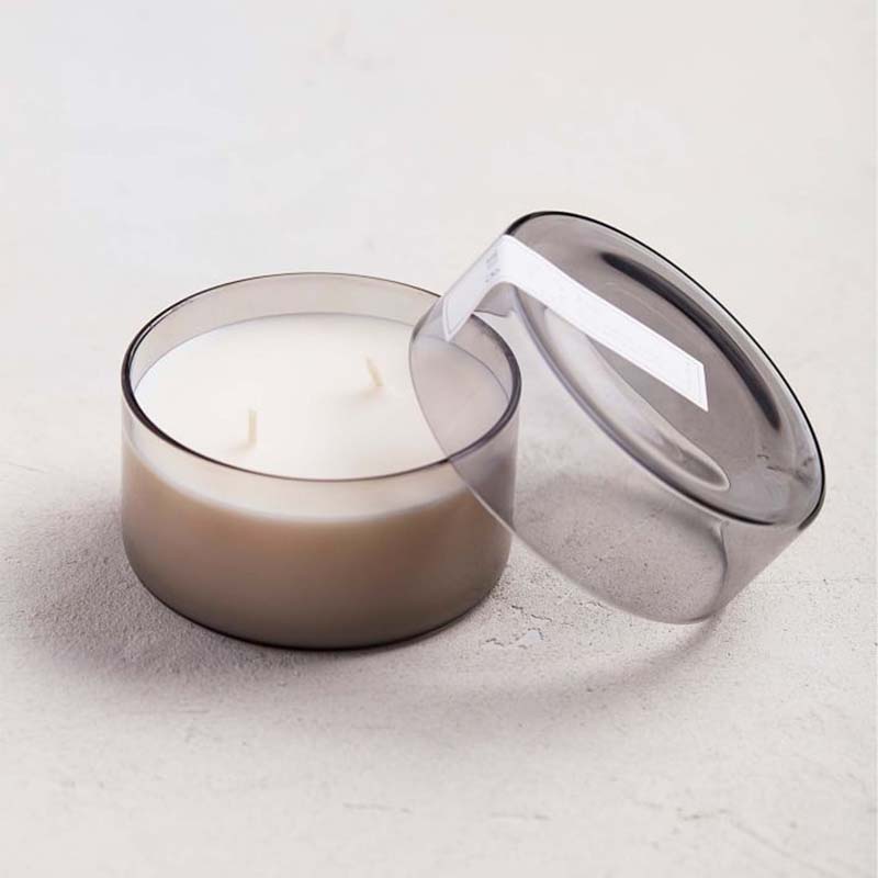 شمع‌های قوطی عطری با برچسب خصوصی کوچک و لوکس