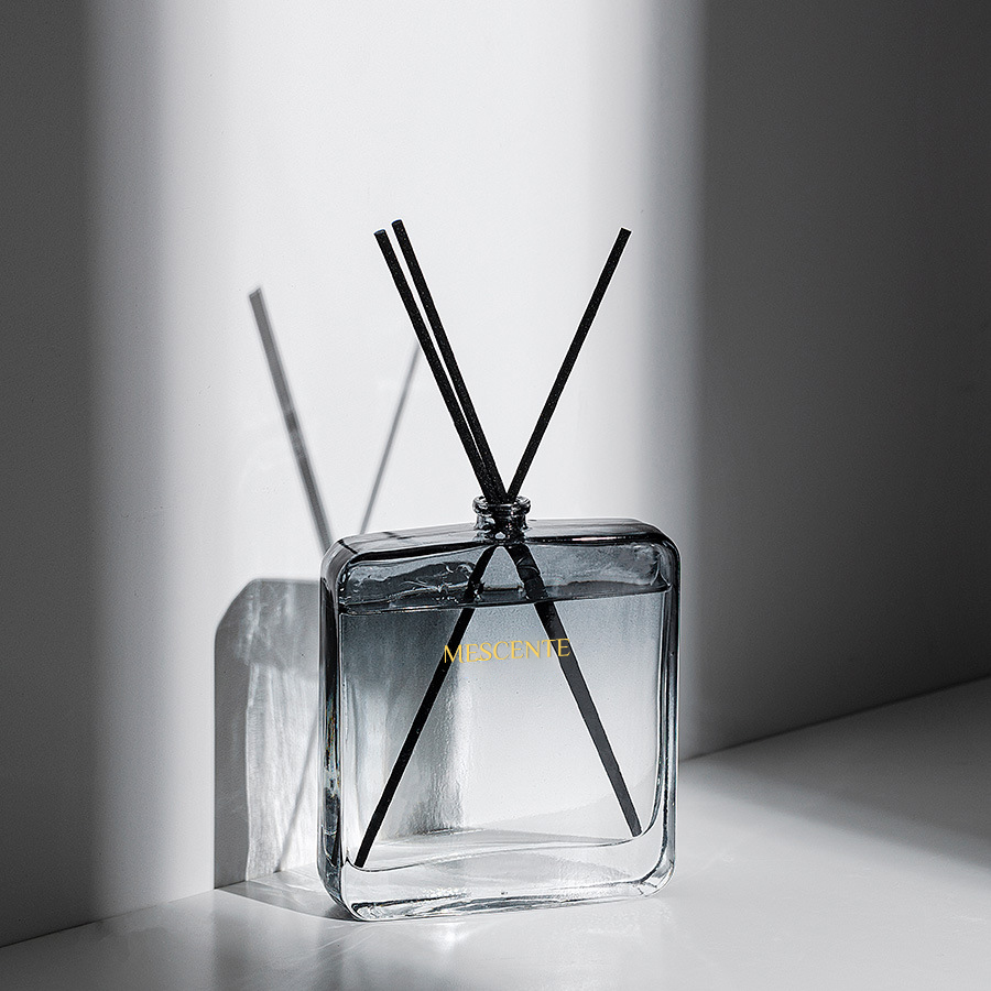 Brown 3 In One Nordic Heart Vanilla Reed Diffuser Home Fragrance Triangle Turkey Child Proof