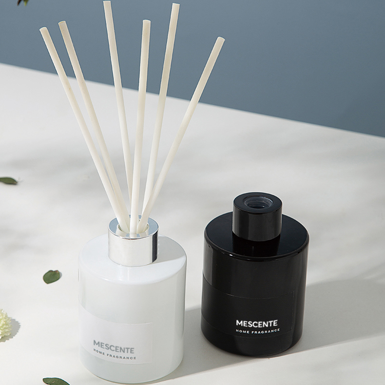 M&Scent عمده فروشی لوکس لیبل خصوصی پخش کننده فیبر نی گل دار تزئینی با درب