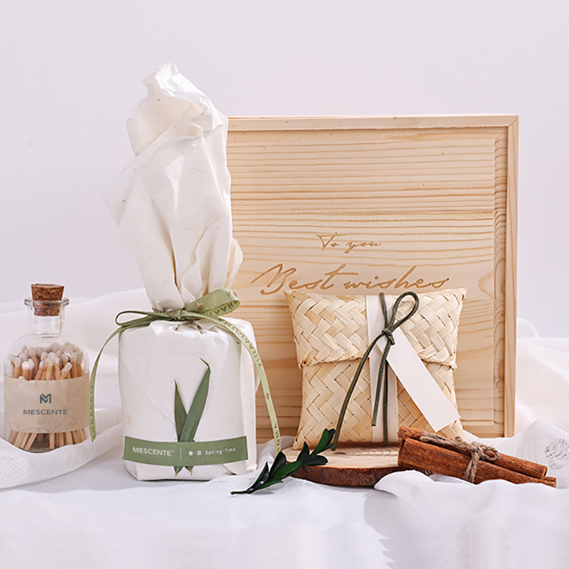 برچسب ویژه شمع نگهدارنده چوب لوکس M&Scent با جعبه معطر