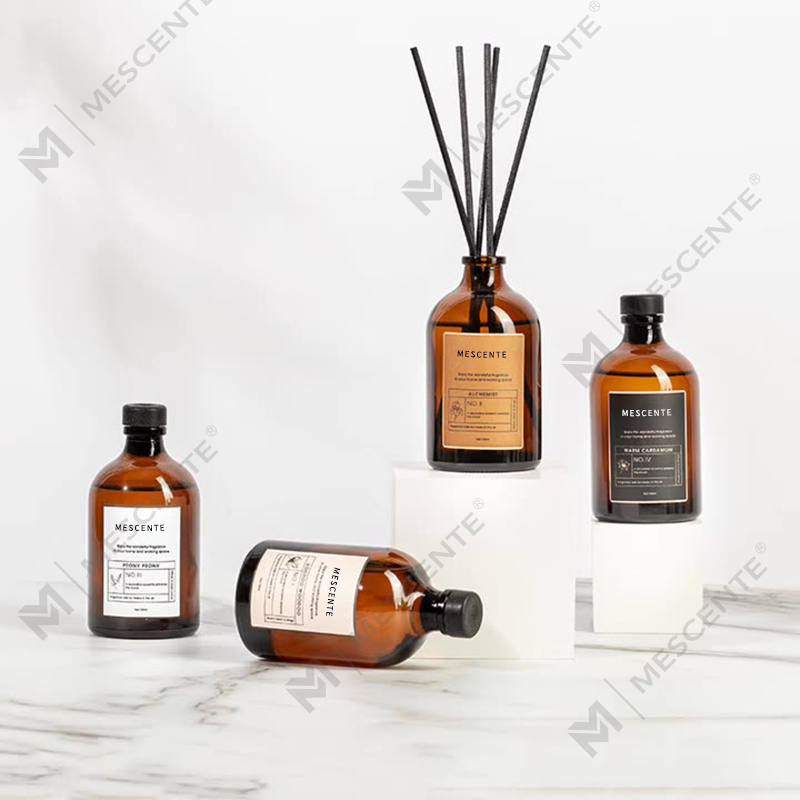 حلال خوشبو کننده هوا پخش کننده فیبر نی رنگارنگ شیشه ای لوکس 100 میلی لیتری بزرگ مشکی و طلایی