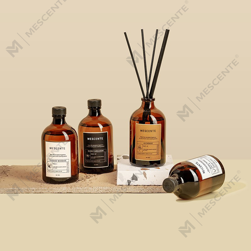 حلال خوشبو کننده هوا پخش کننده فیبر نی رنگارنگ شیشه ای لوکس 100 میلی لیتری بزرگ مشکی و طلایی