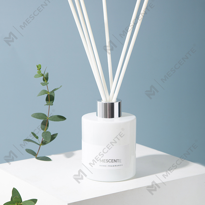 M&Scent عمده فروشی لیبل خصوصی لوکس گل زینتی استیک فیبر نی دیفیوزر با درب