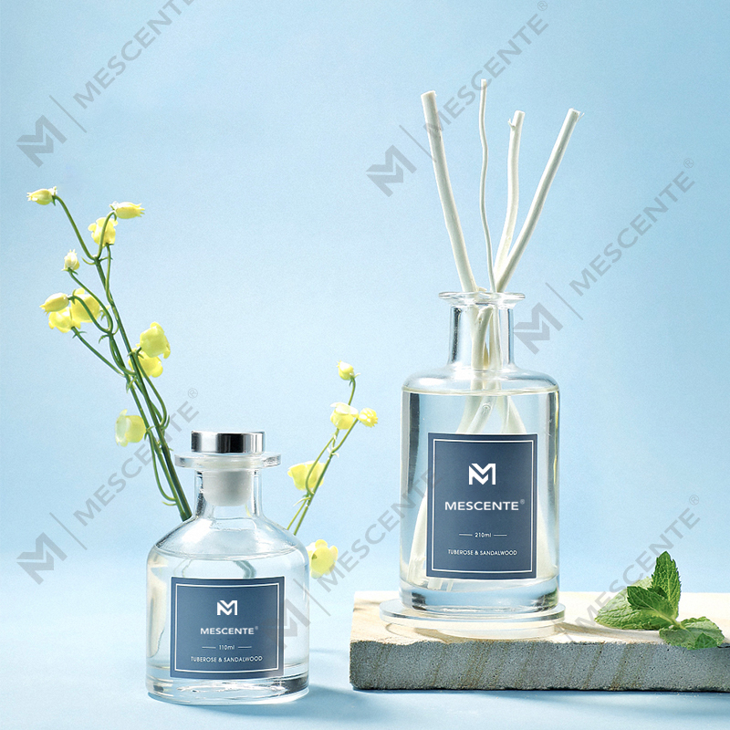 بطری شیشه‌ای لوکس M&Scent 2025 جدیدترین طراحی منتشرکننده نی