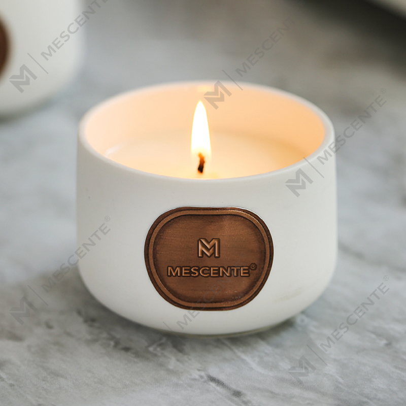 مجموعه های کادویی شمع موم نارگیل معطر سفارشی سرامیکی با برچسب خصوصی M&Scent