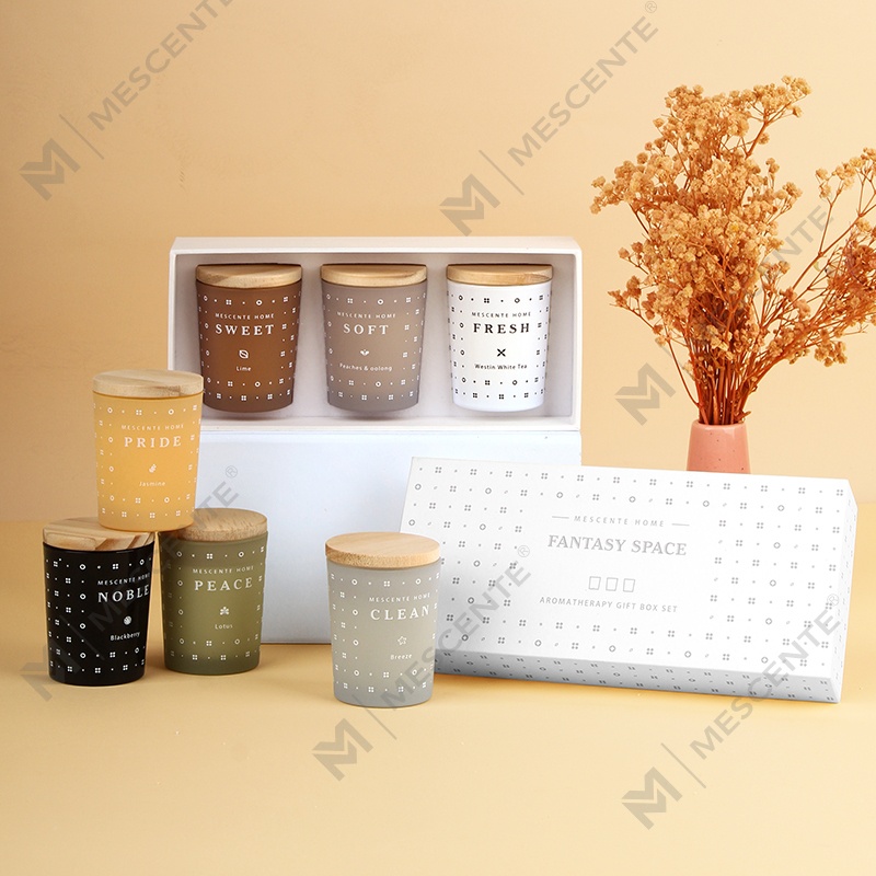 مجموعه شمع معطر آروماتراپی موم سویا خانگی 3 پک M23352