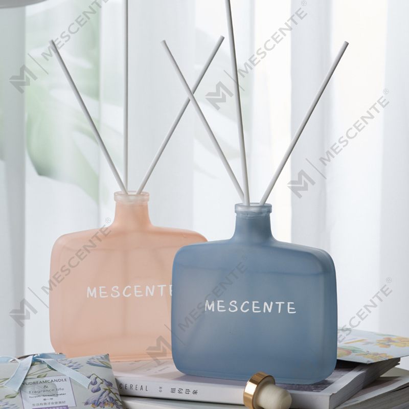 ست هدیه شمع و نی دیفیوزر، شمع معطر پخش کننده عطر نی