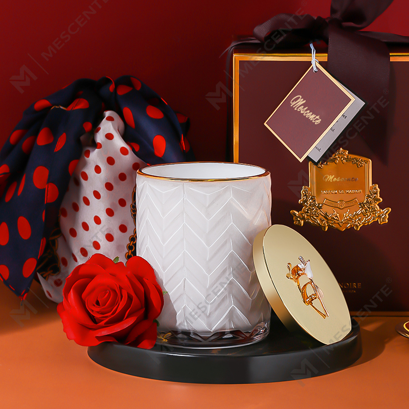 M&Scent عمده فروشی ظروف لیبل خصوصی سفارشی آروماتراپی معطر عطر شمع سویا با کریستال