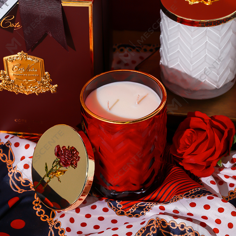 M&Scent عمده فروشی ظروف لیبل خصوصی سفارشی آروماتراپی معطر عطر شمع سویا با کریستال
