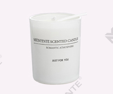 ست هدیه 140 گرمی شمع معطر خانگی عطر نی دیفیوزر A99199