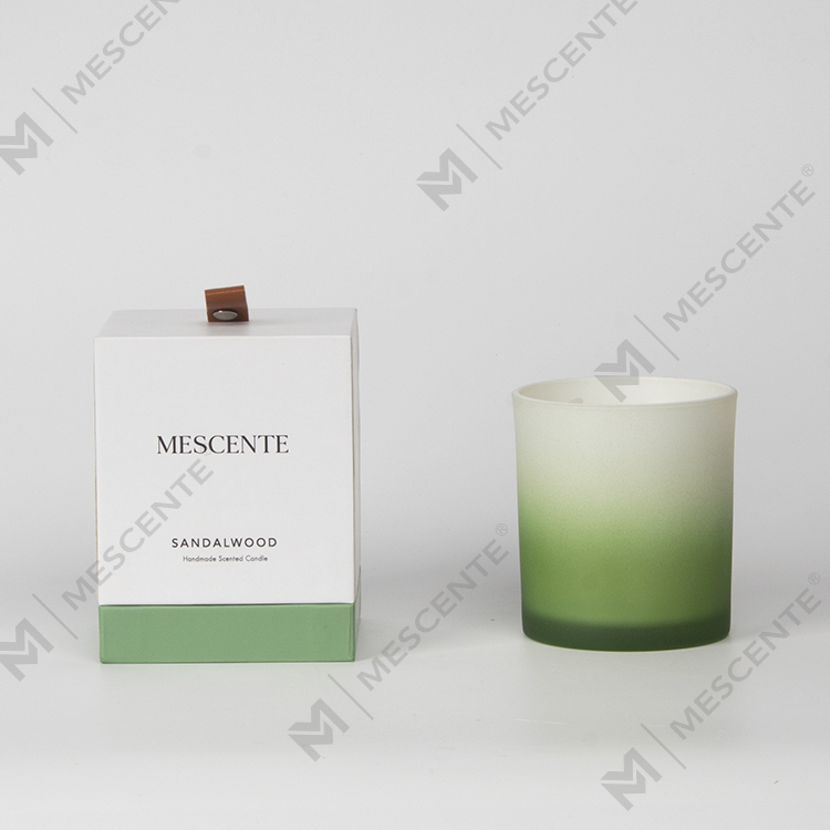 شمع سویا معطر بزرگ شیشه ای مات شیب دار