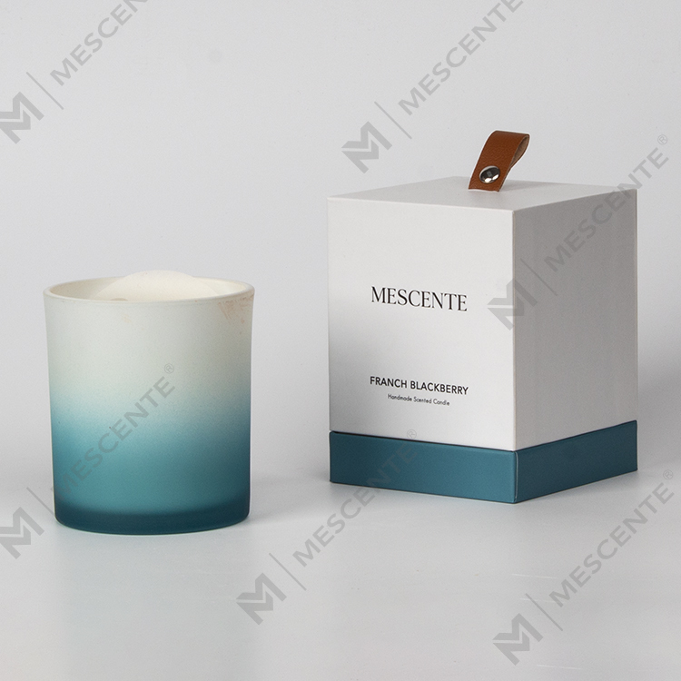 شمع سویا معطر بزرگ شیشه ای مات شیب دار