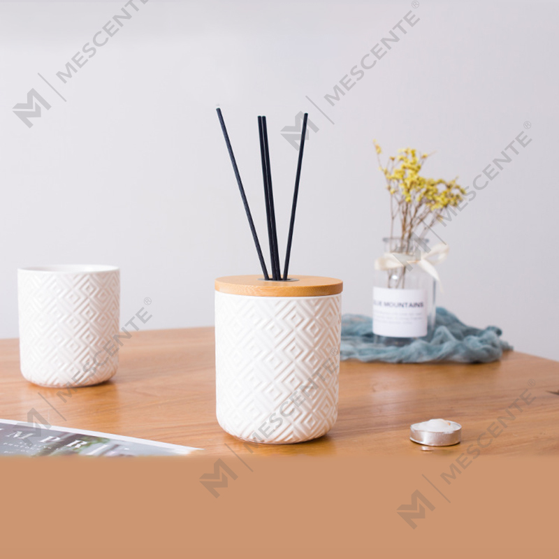 پخش کننده نی بطری شیشه ای دکوراتیو آروما گرد سرامیکی 100 میلی لیتری 200 میلی لیتری