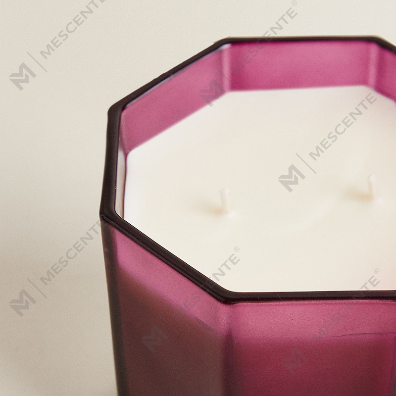 شمع های معطر کریسمس لوکس M&Scent شمع های معطر سویا معطر در جعبه کادو شیشه ای مشکی