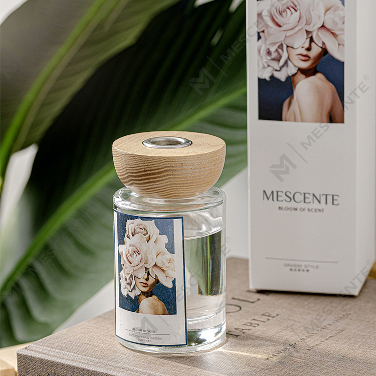 ست های پخش کننده نی بطری شیشه ای برچسب خصوصی M&Scent با درپوش